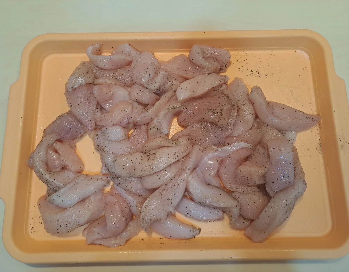 Fokhagymás bundás csirkemell – 1. lépés