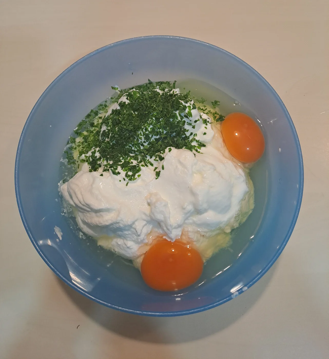 Fokhagymás bundás csirkemell – 3. lépés